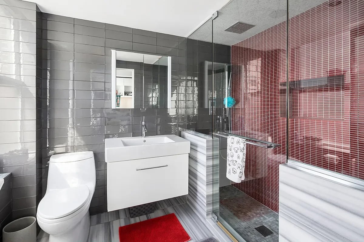 90 Riverside Dr, Apt 6D