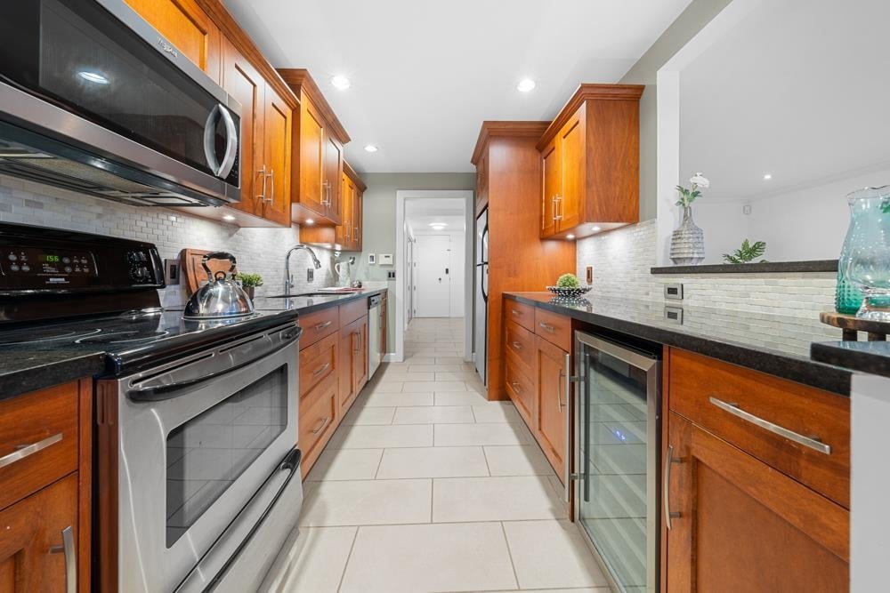 110-1777 W 13th Ave