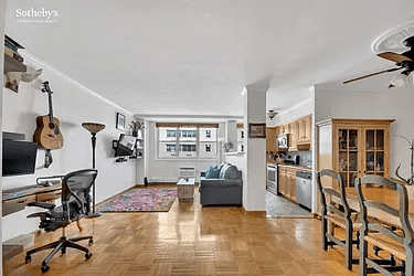 16 W 16th St Apt 12RS