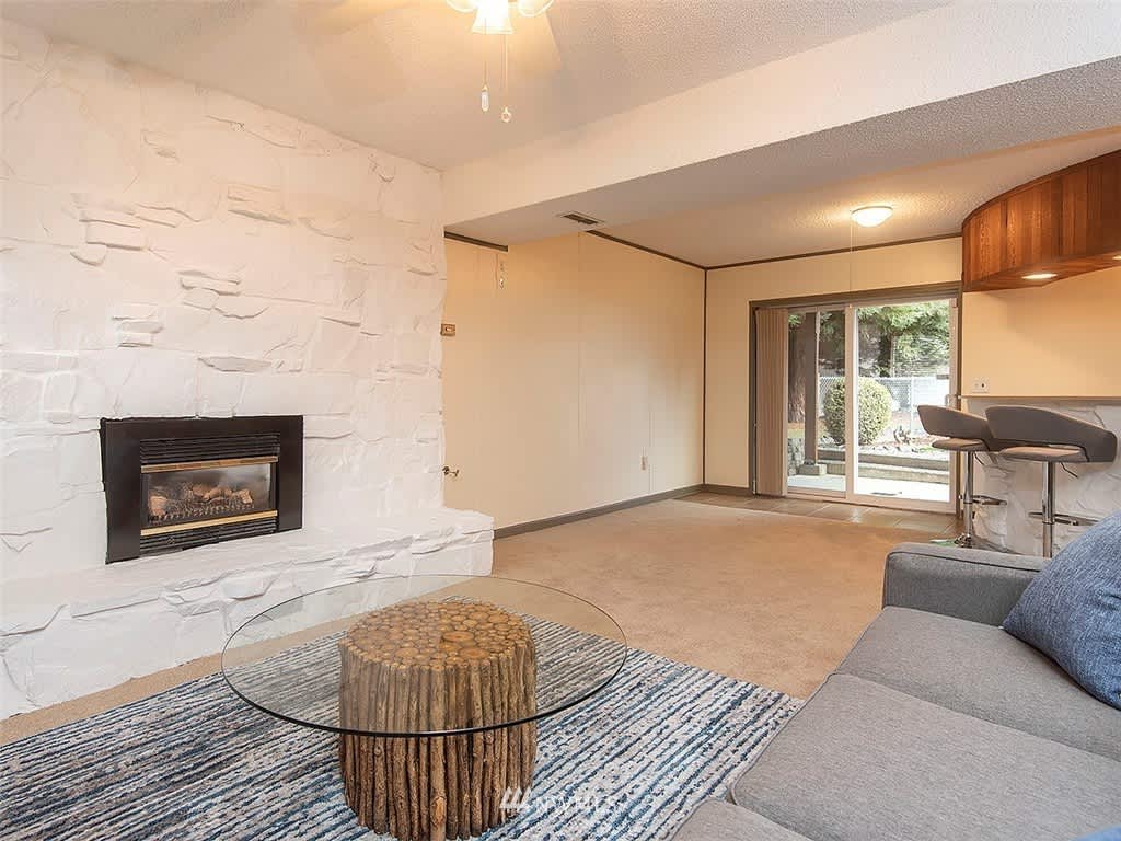 14401 43rd Ave W