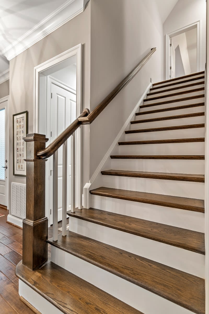 1400 Ascot Hill Terrace