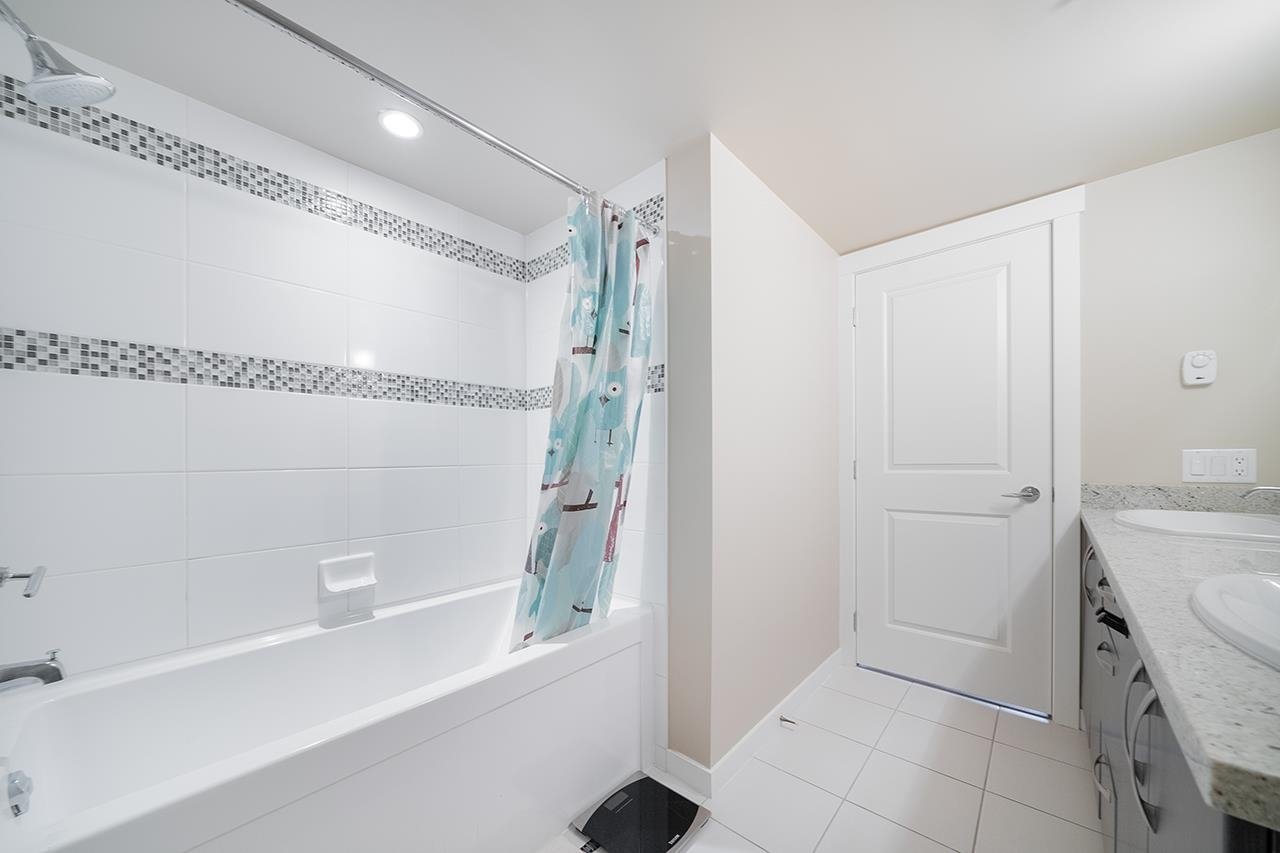 206-9288 Odlin Rd