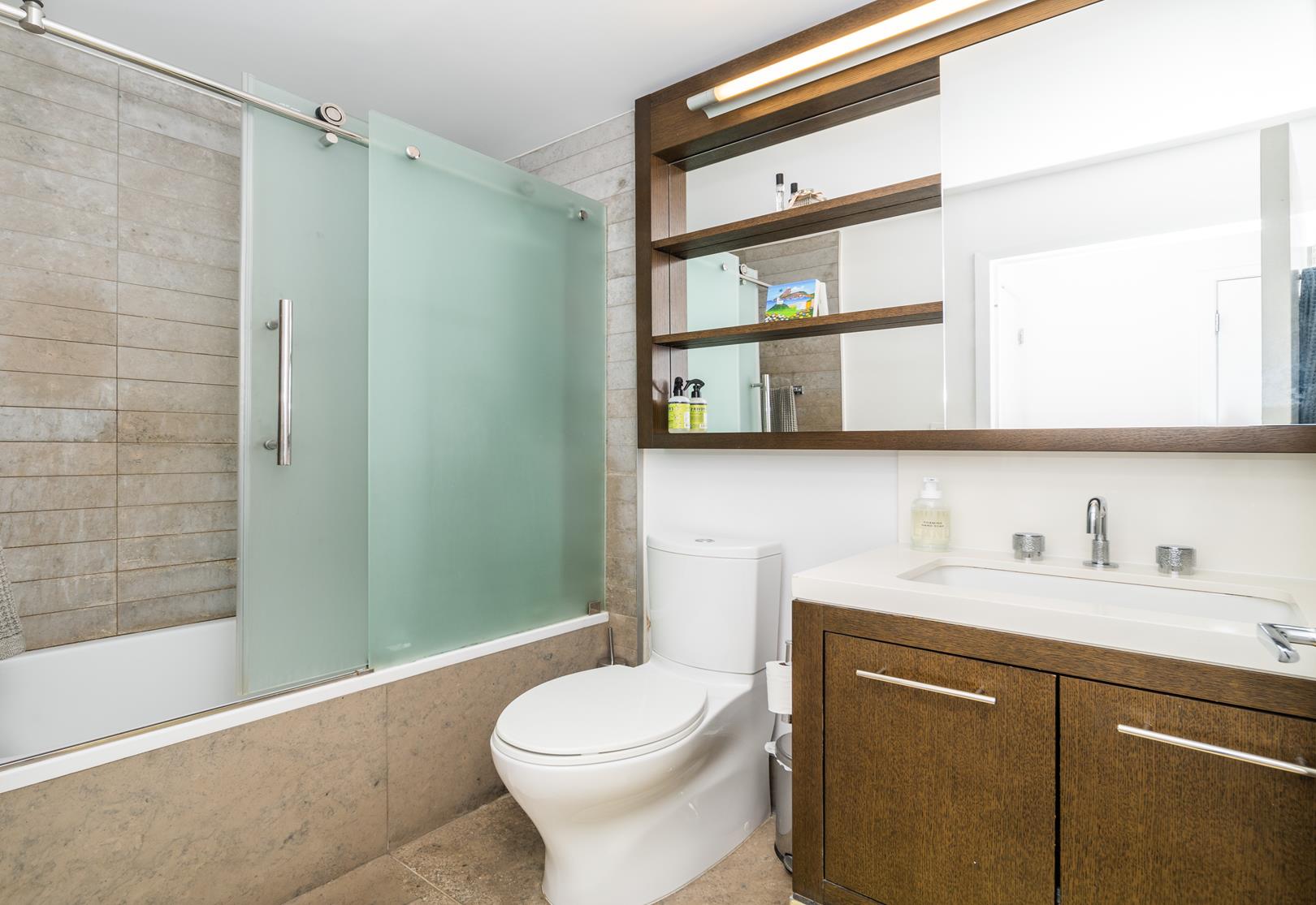 225 Rector Place, Apt 11-B