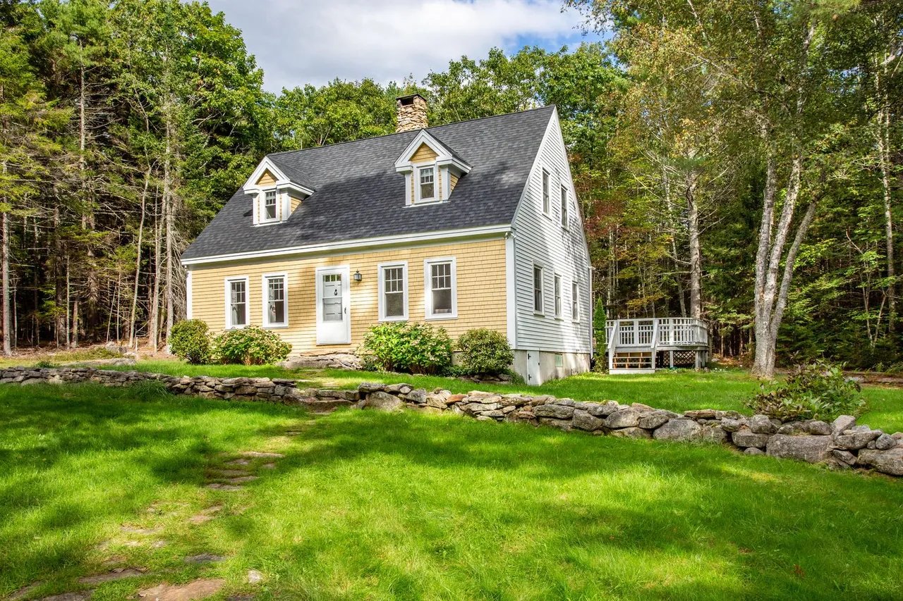 Home for Sale – 276 Hendricks Hill Road, Southport, ME – $450,000