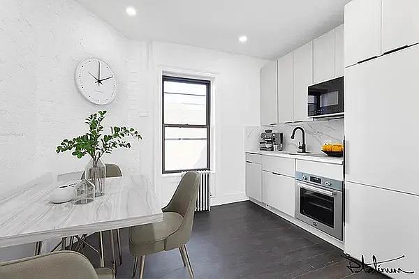 247 East 10th Street, Apt 6