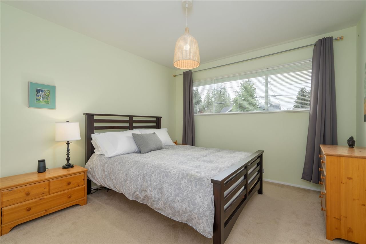 4116 Grace Cres