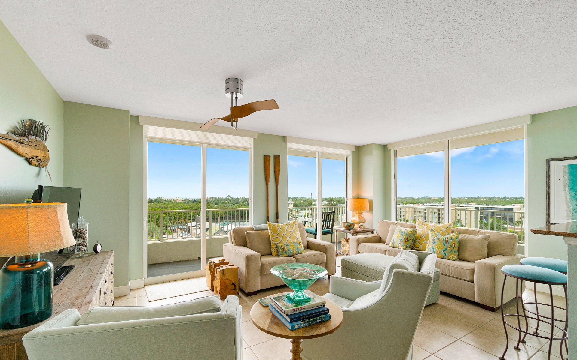 625 Casa Loma Blvd, #702