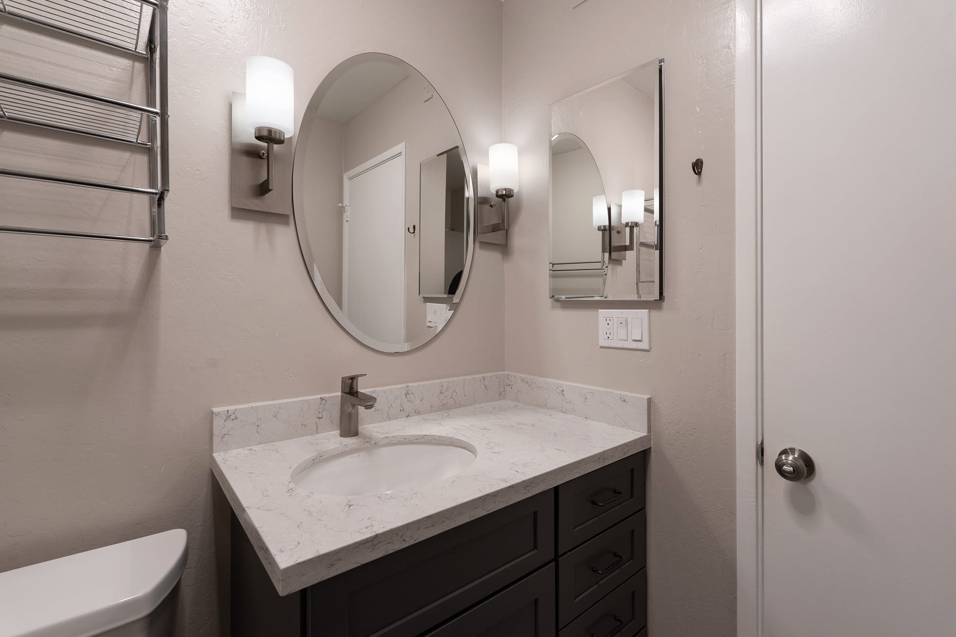 Charming Carmel Condo - 4000 Rio Road #65