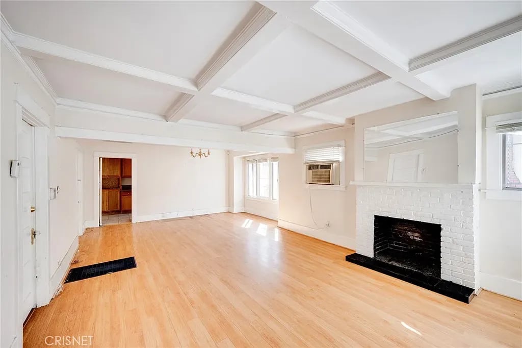 60 Pepper St