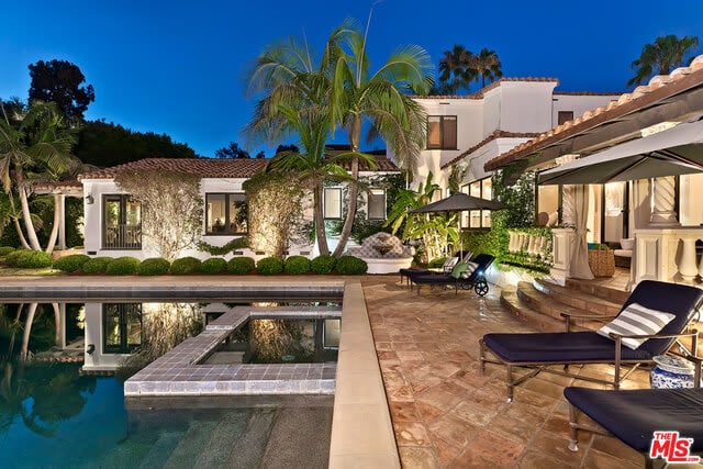 Oasis Luminous