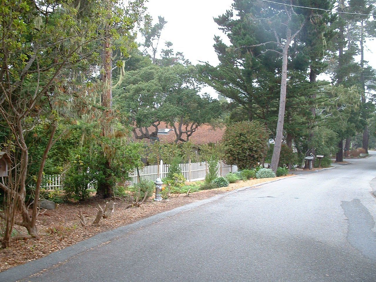 1097 Presidio Rd