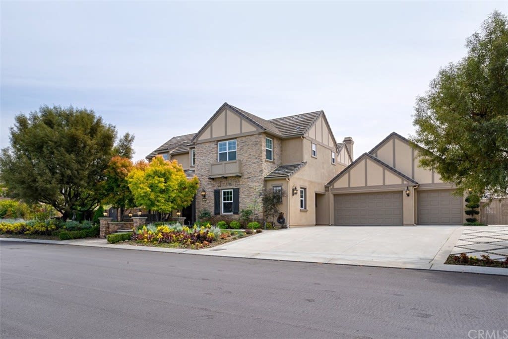 19240 Steeplechase Way