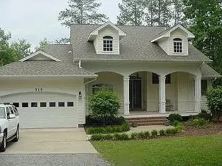 313 Milton Dr