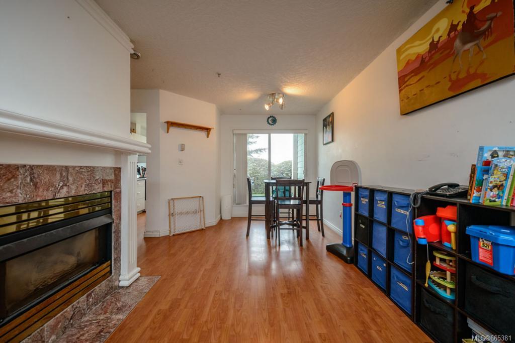 108-649 Bay St