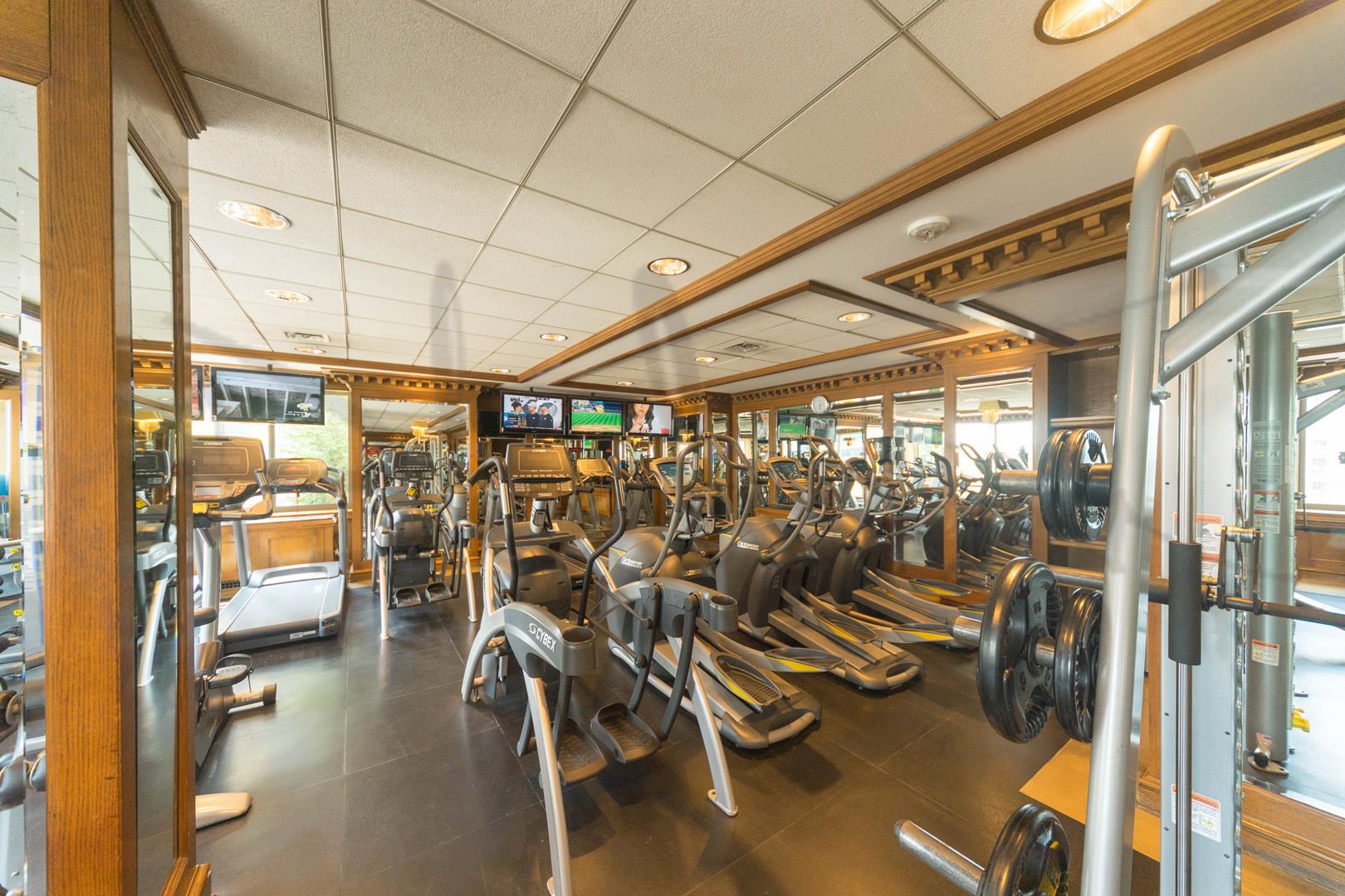 45 Wall Street, Apt 2519