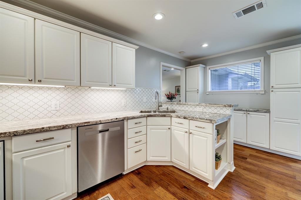 1706 Lamonte Ln
