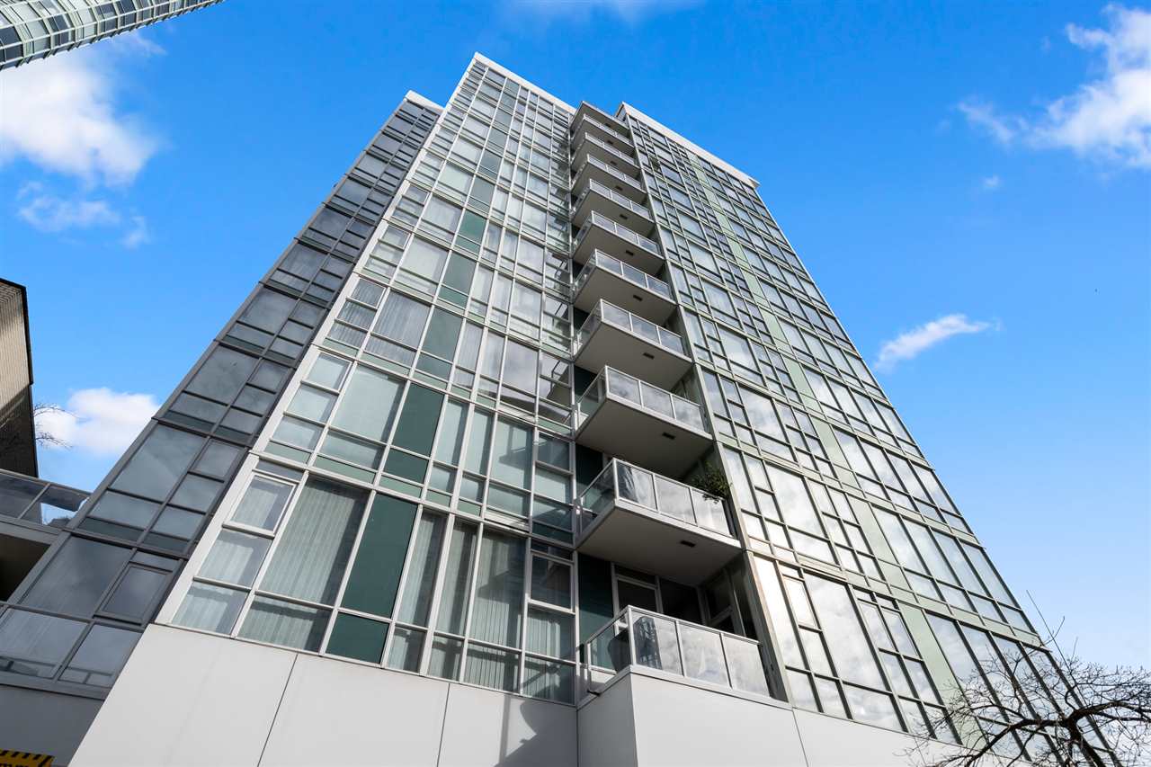 502-1099 Marinaside Crescent, Vancouver