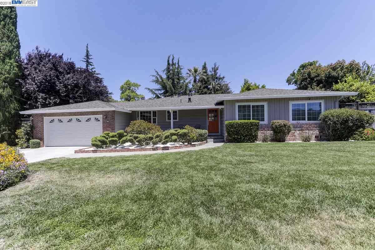 1331 Austin St