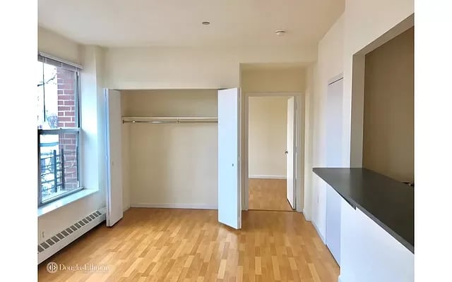 27-37 27th Street Unit: 4G