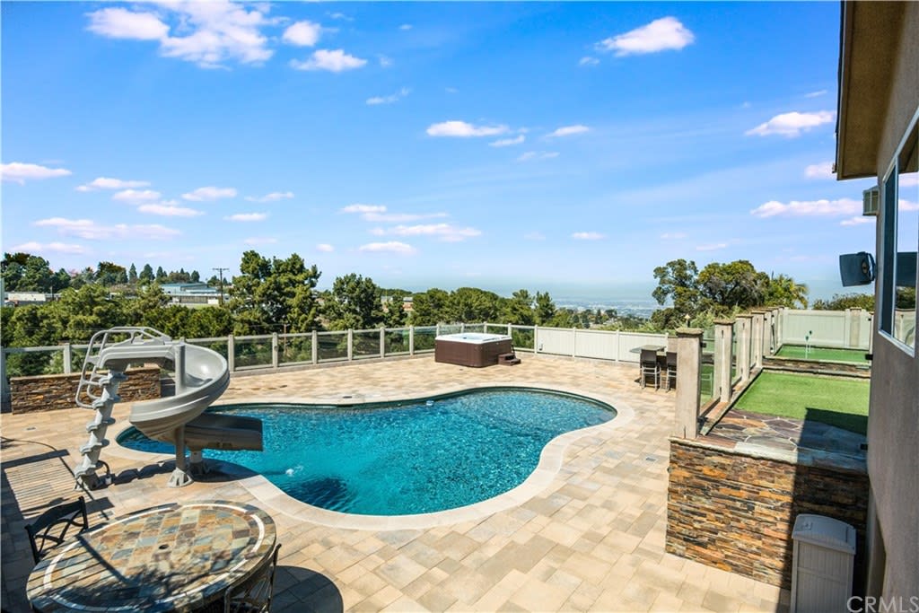 5087 Silver Arrow Dr
