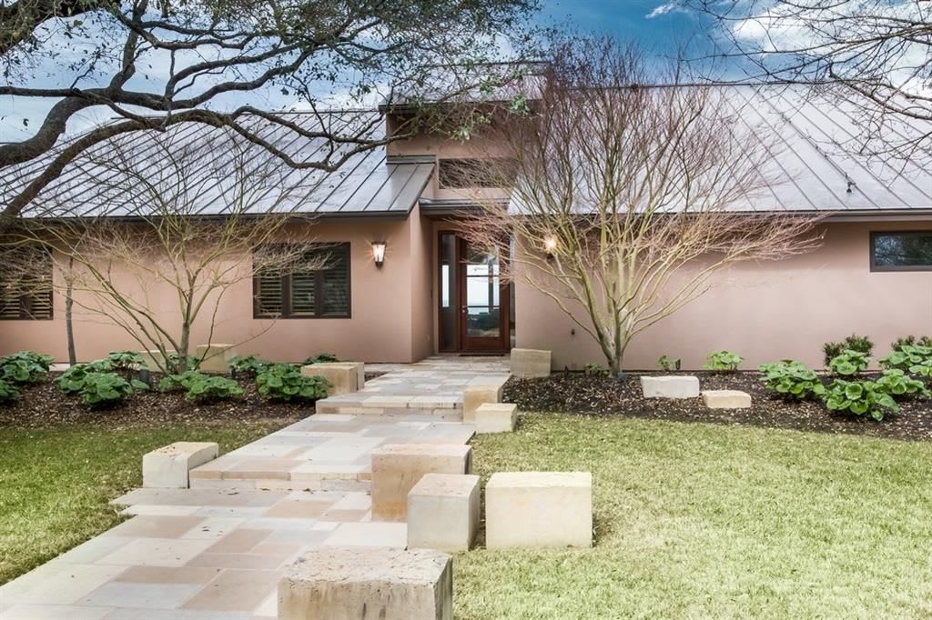 44 Pascal Ln