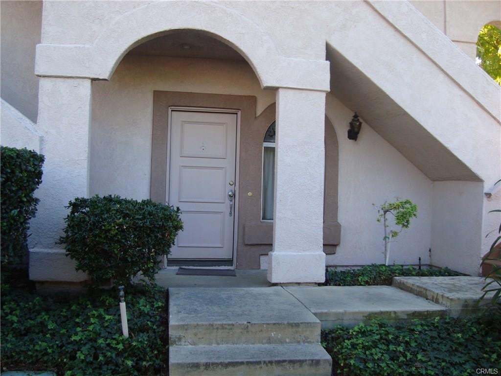 7105 Woodlake Ave #A, West Hills