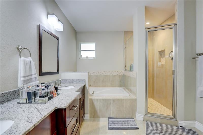 1496 SW 29th Ter