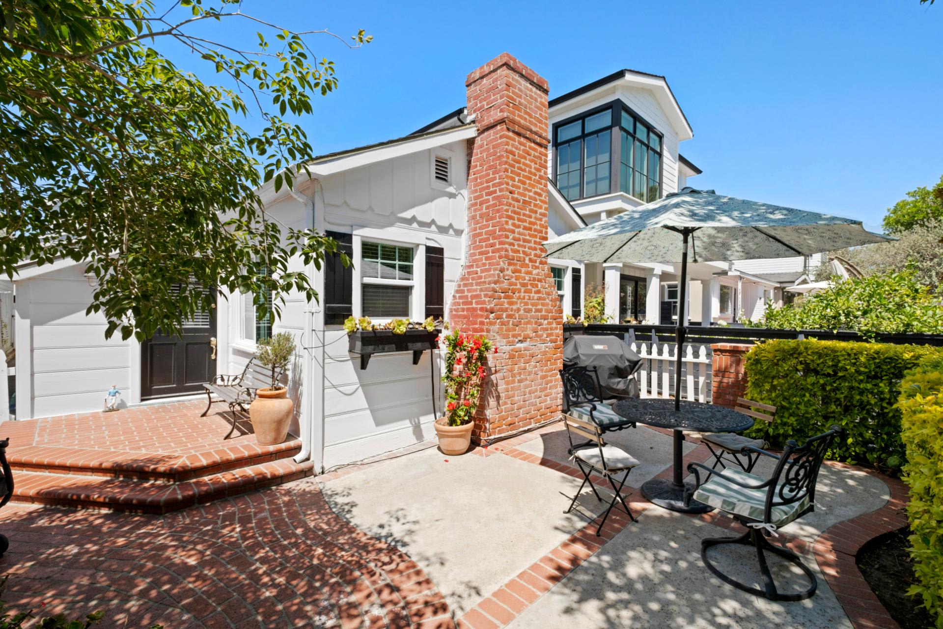 605 Carnation Avenue