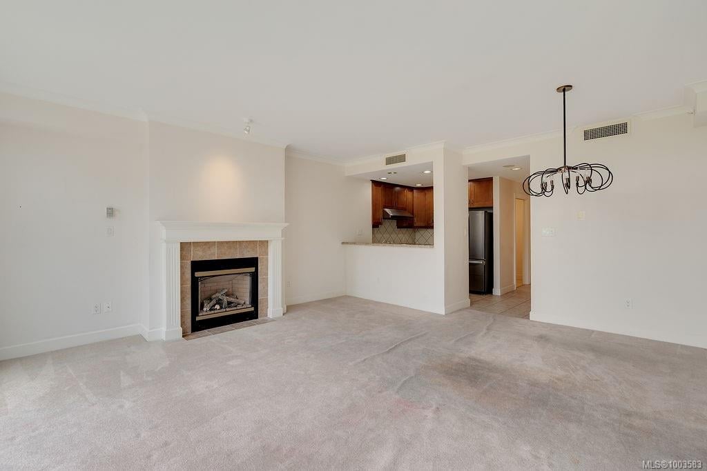 330-21 Dallas Rd