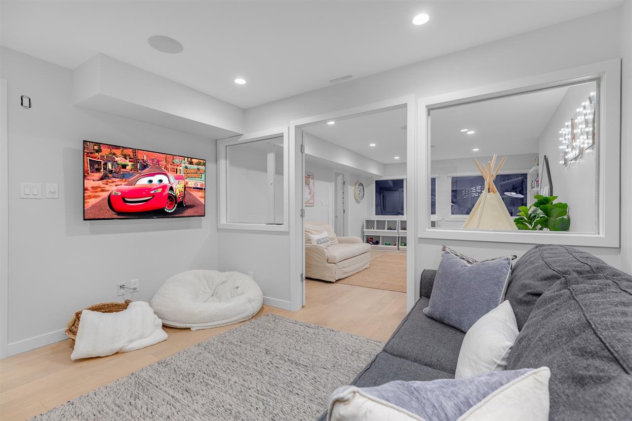 4445 Stone Ct