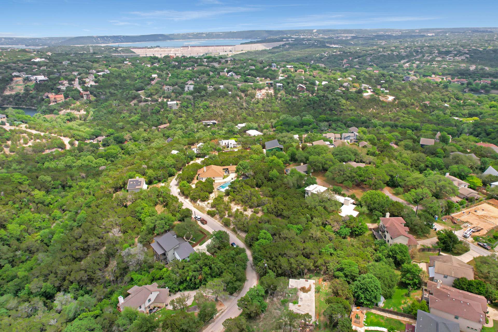 14421 Hunters Pass
