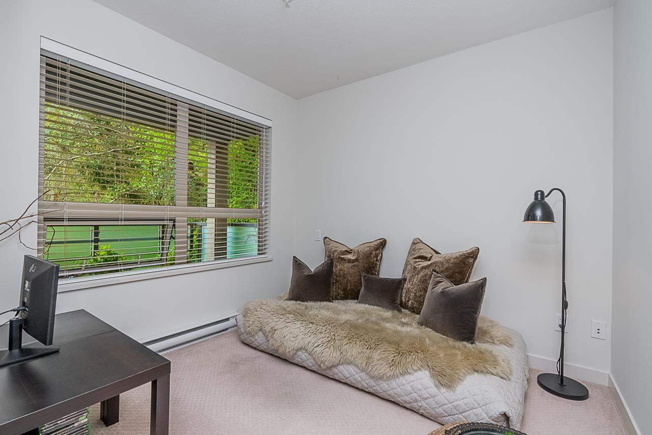 312-1677 Lloyd Ave