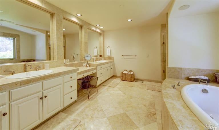 Luxurious Residence Featured in Several Magazines- Represented Buyer