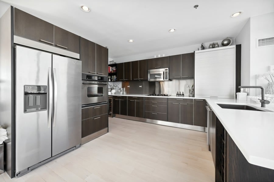 510 W Erie St #2301