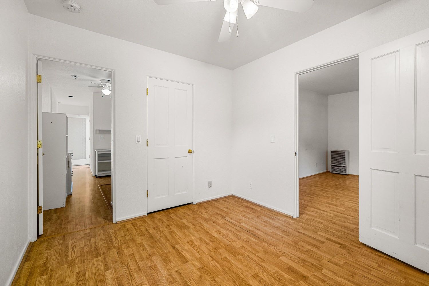 107 W Quinto St
