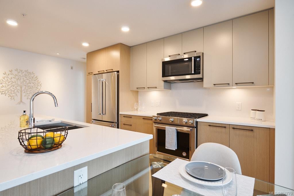 301-9775 Fourth St, Sidney