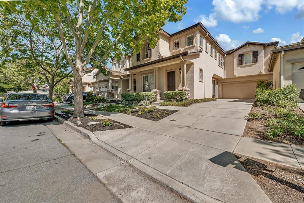 1694 Pala Ranch Circle • San Jose • 95133