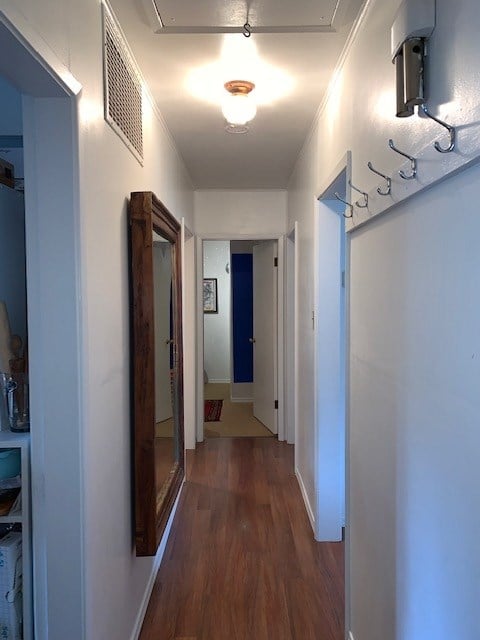 748 W 20th St