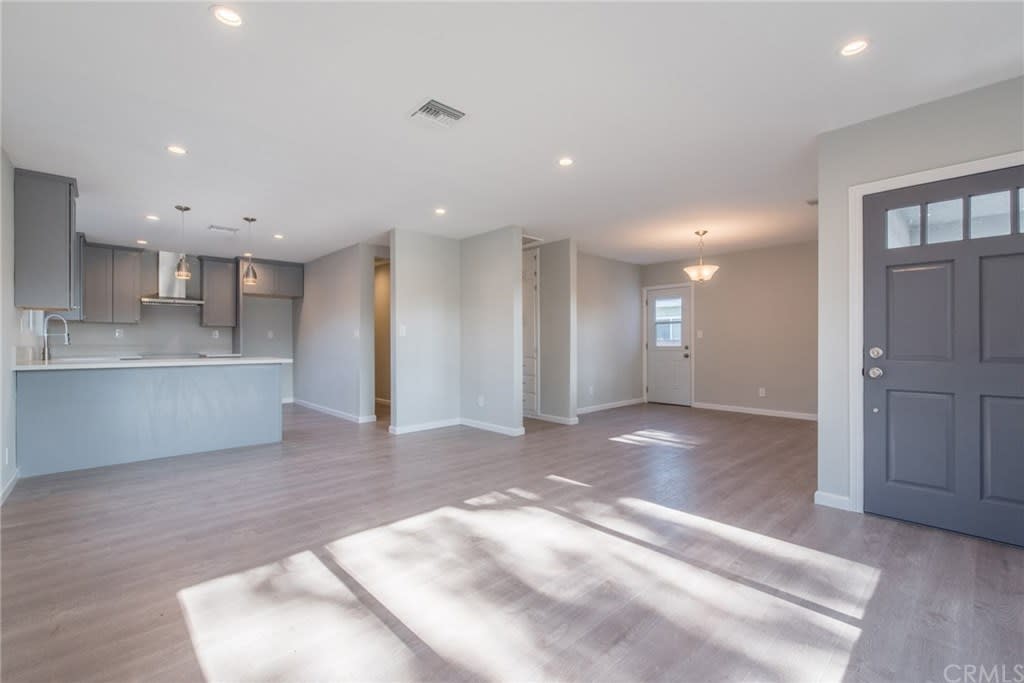 1415 W 132nd St