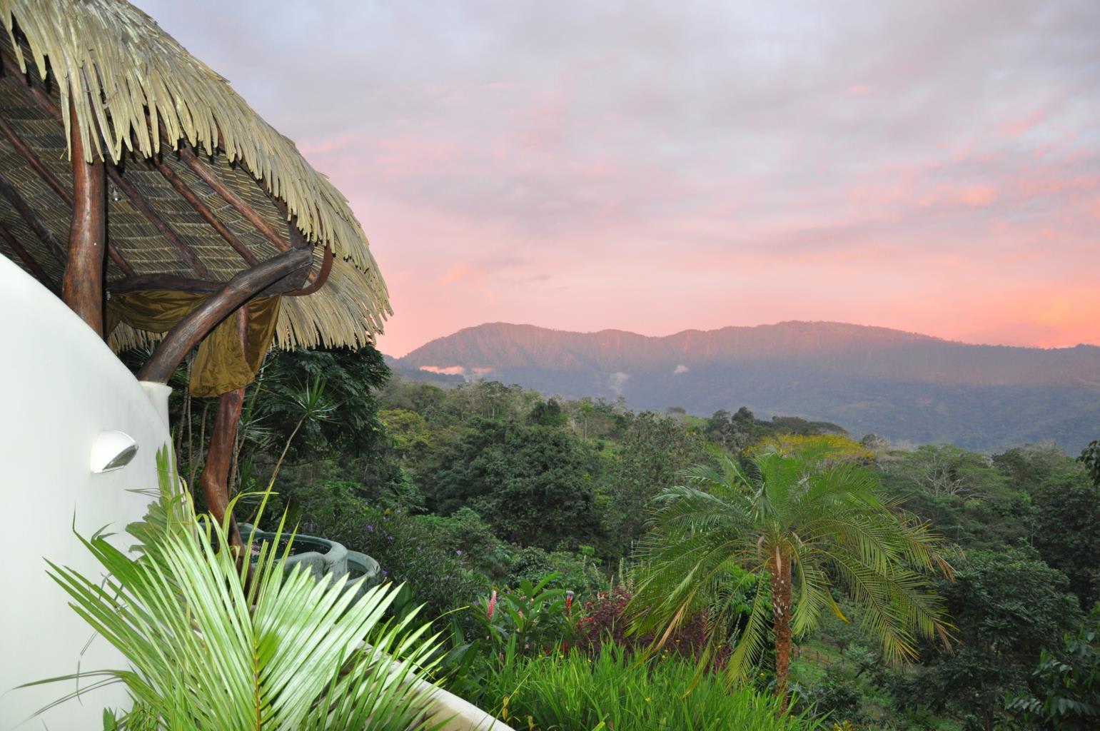 San Andres Luxurious Natural Off-Grid  Eco-Friendly Sustainable Home/Resort