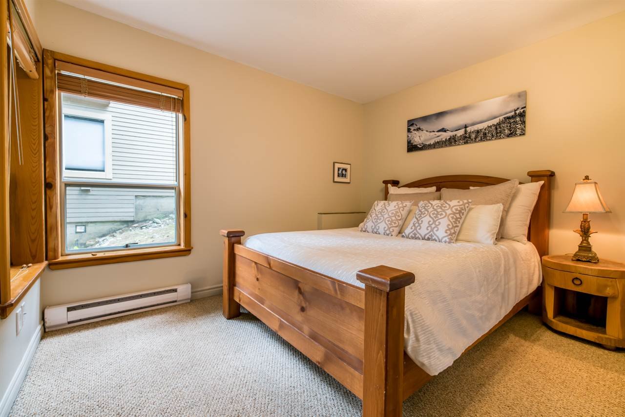2-2240 Gondola Wy