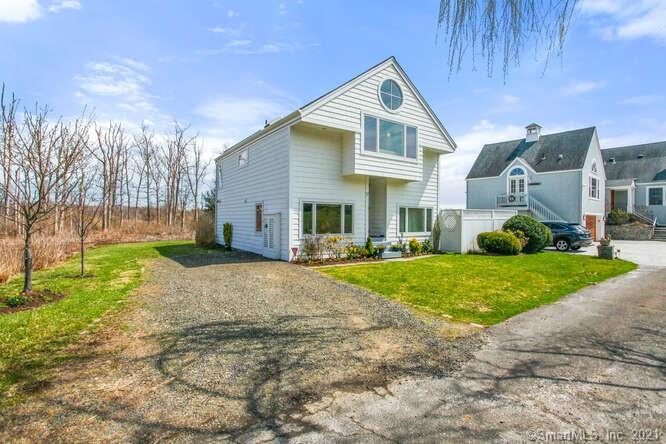 17 Meadow Lane