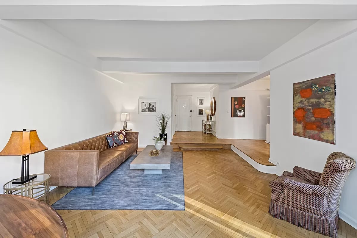 333 West 57th St #8A