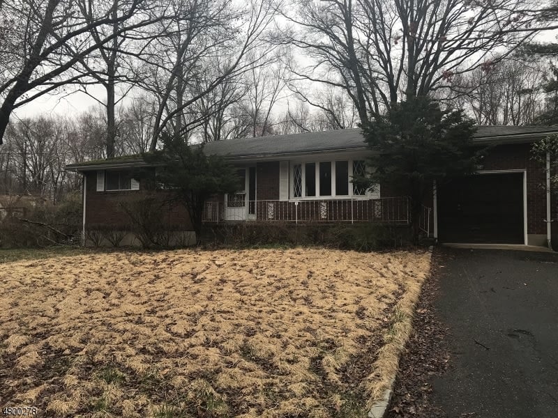 204 Dorsa Ave