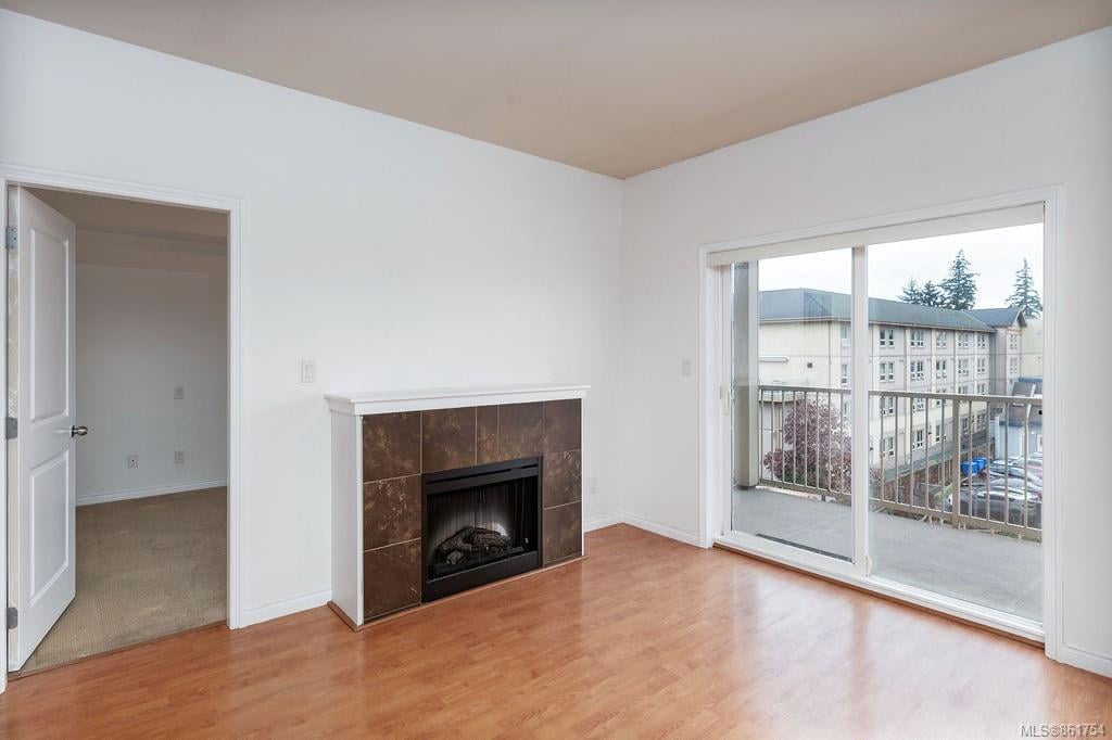 402-821 Goldstream Ave, Langford