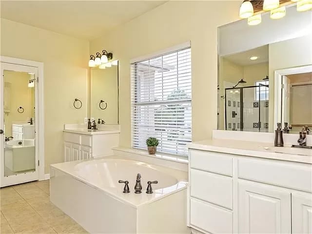 4007 Gaines Ct