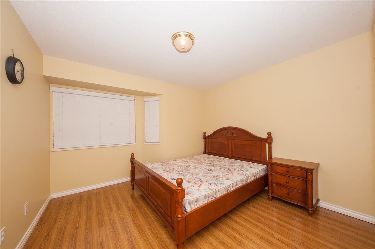 3329 Rosalie Ct