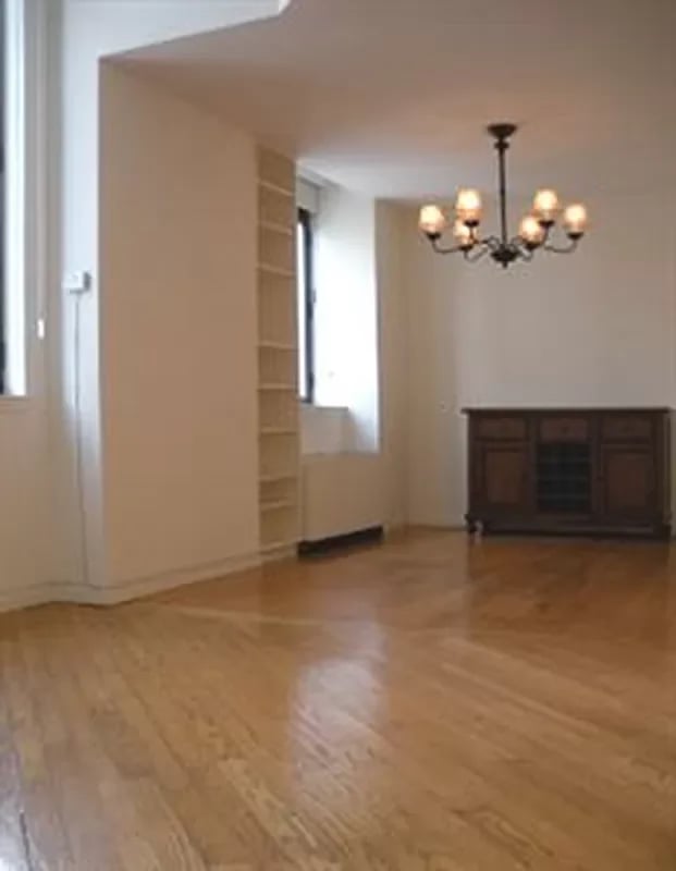 176 West 86th Street Unit: 6B