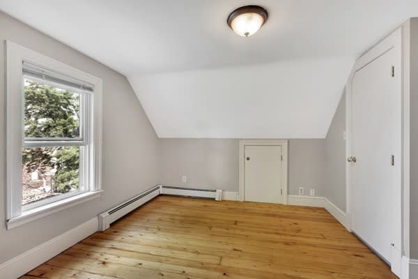 79 Flint St, #2