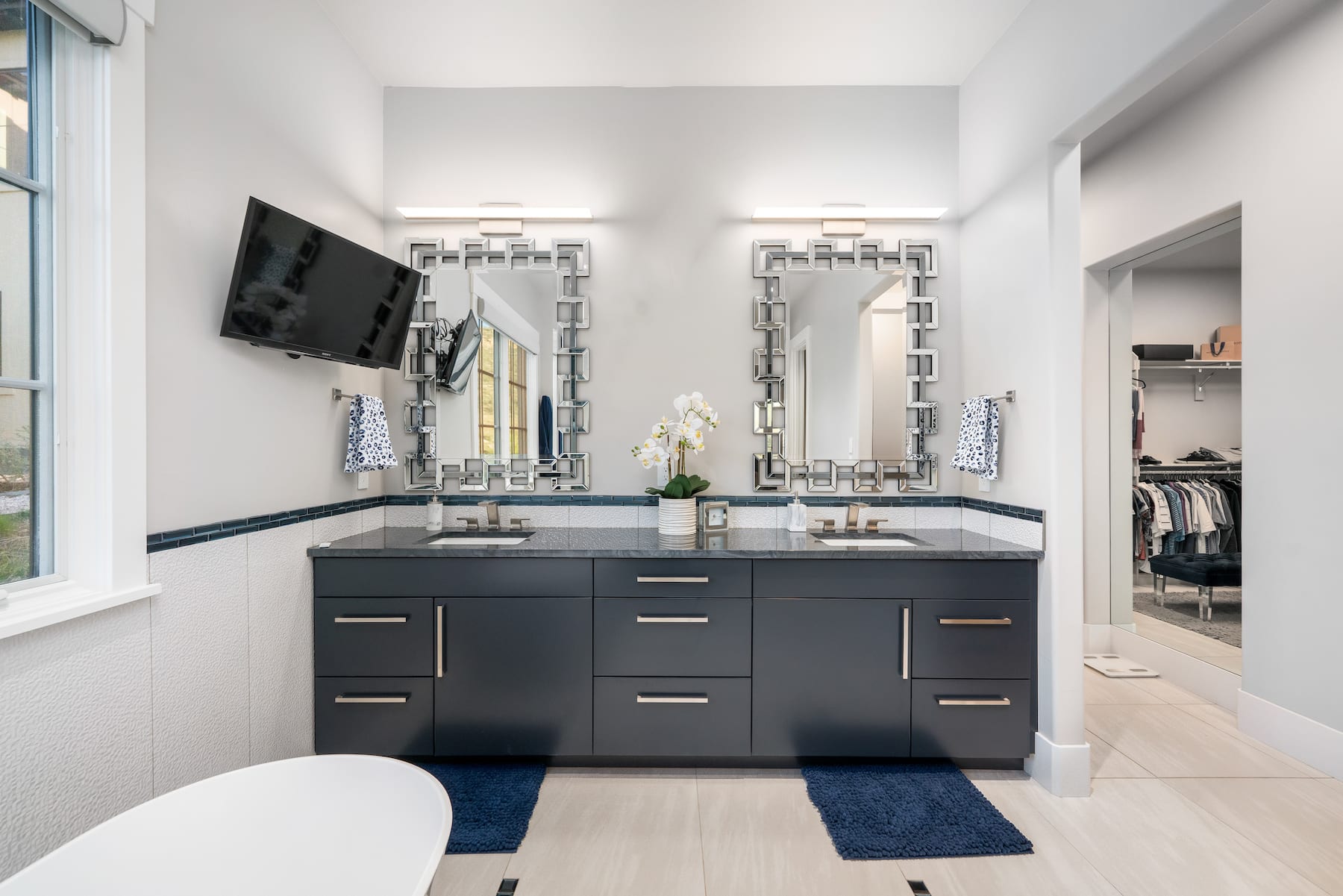 8200 Raphael Lane